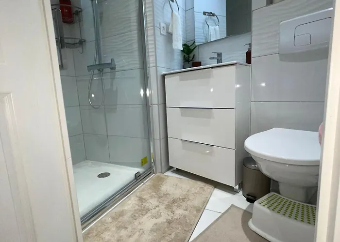 Entier Sur - 4 Voyageurs Apartment